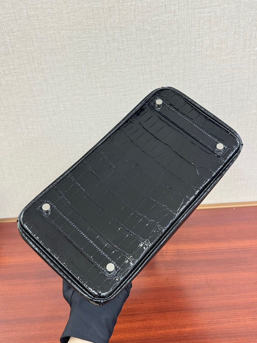 f535e5c90a69cf2a698da7e281f2b748_1792548719_575.jpg